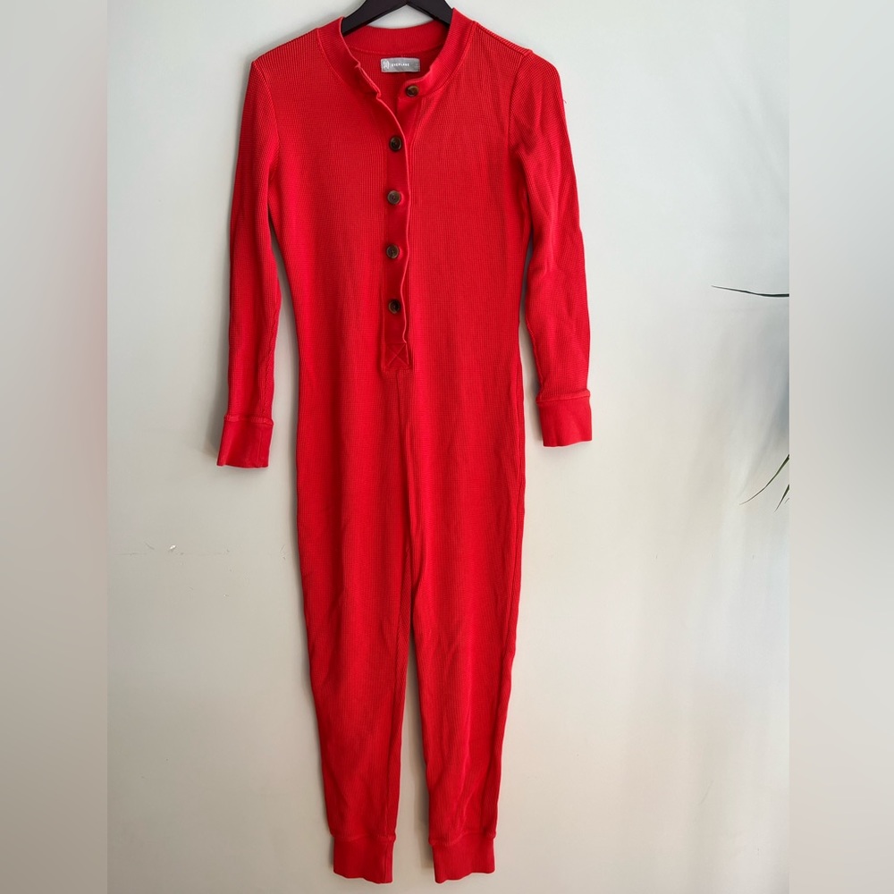 EVERLANE - NWOT - Women’s Waffle Knit Onesie Button Up Full Length RED - size L